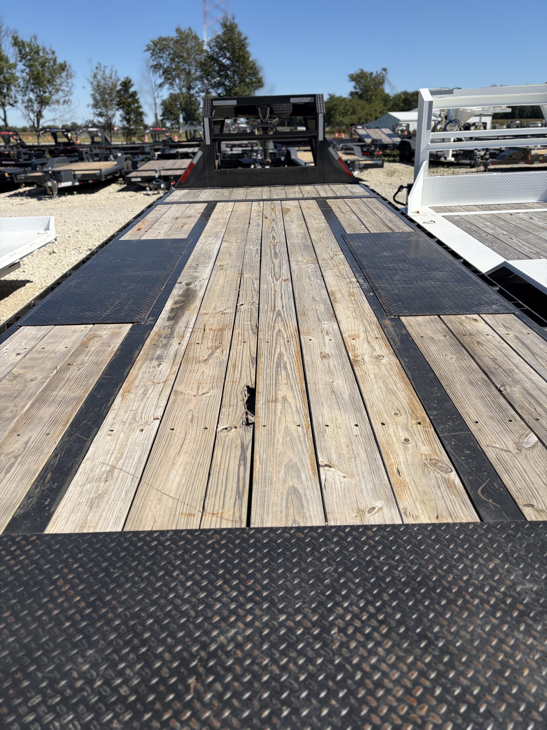 Pre-Owned Maxx-D 102" x 24' Split Tilt Equipment Trailer - SKU 118744 - Image 5