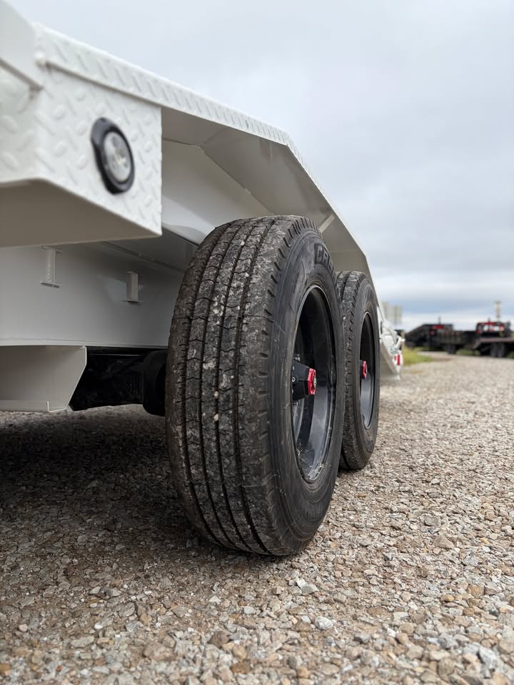 MAXX-D 102 x 28 Fender Equipment Trailer - SKU 149134 - Image 9