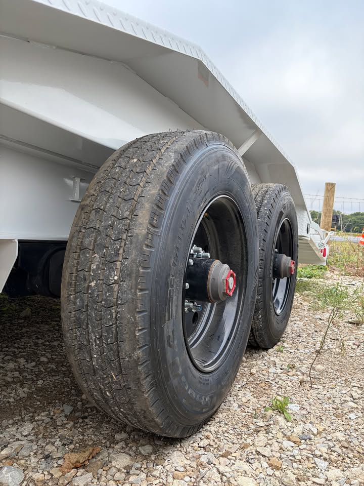 MAXX-D 102 x 28 Fender Equipment Trailer - SKU 149135 - Image 8
