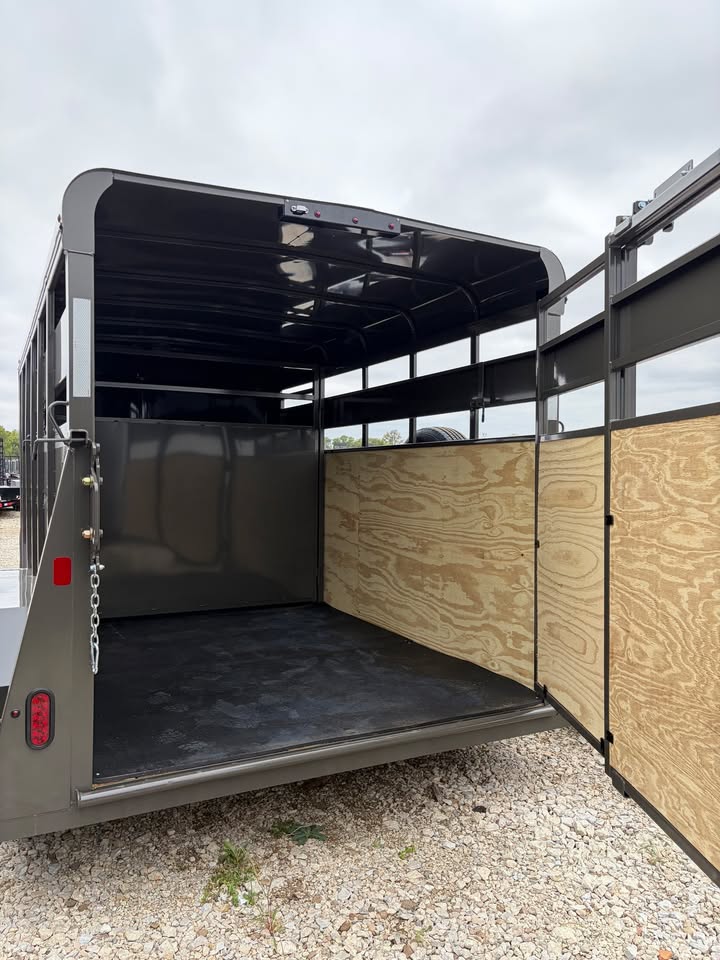 Valley Trailers 80 x 14 Stock Trailer - SKU 000717 - Image 5