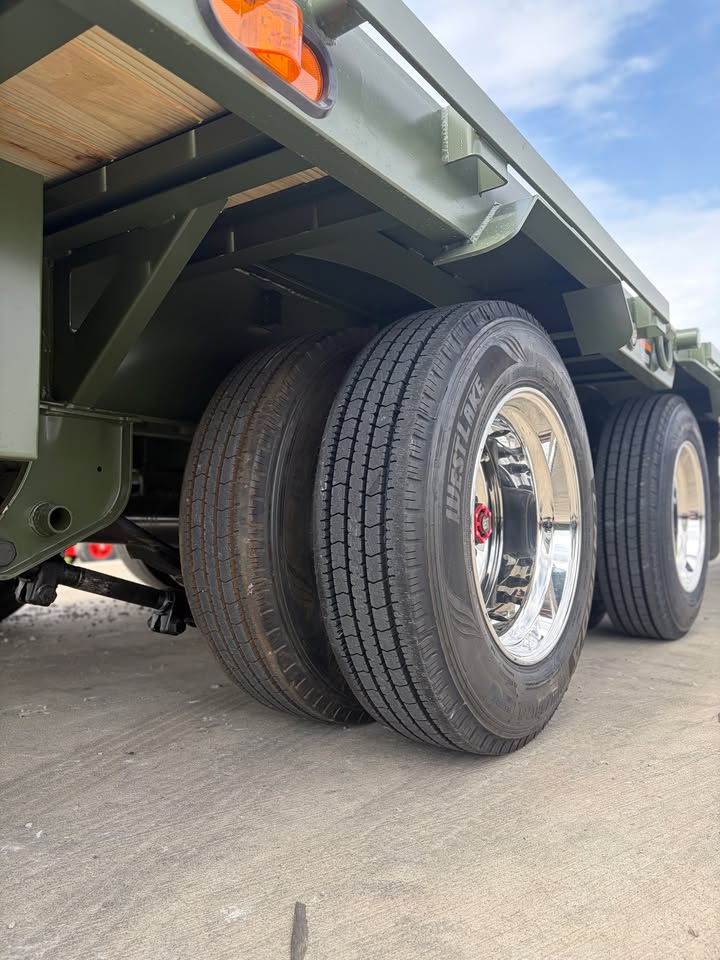MAXX-D 102 x 34 Gooseneck Flatbed Trailer - SKU 147985 - Image 14