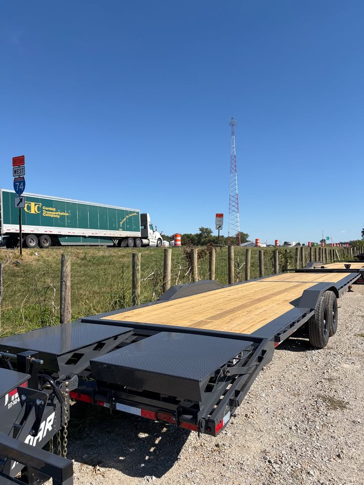 Lamar 102 in x 36 ft Fender Equipment Trailer - SKU 159912 - Image 6