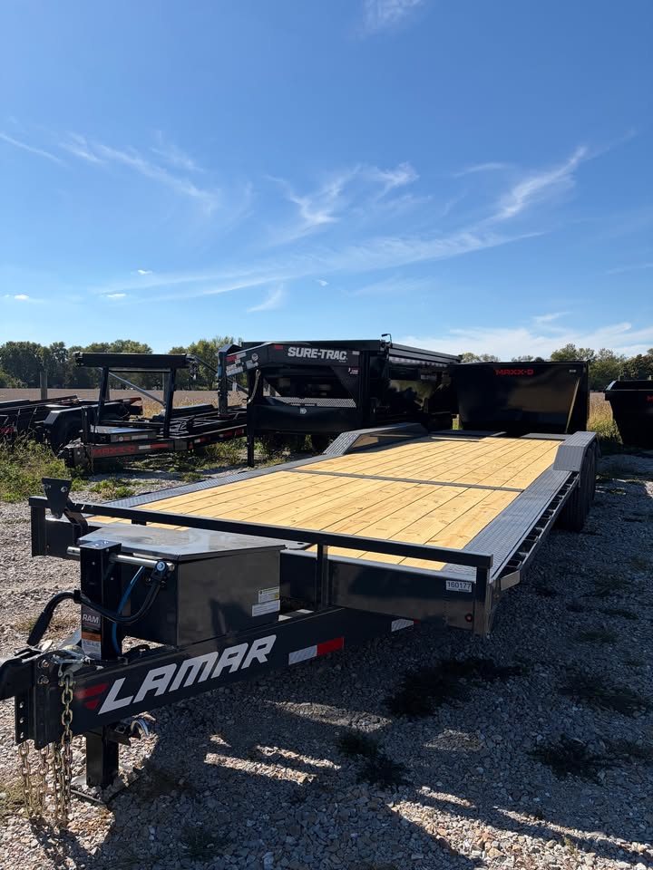 Lamar 102 in x 28 ft Fender Equipment Trailer - SKU 160177 - Image 2