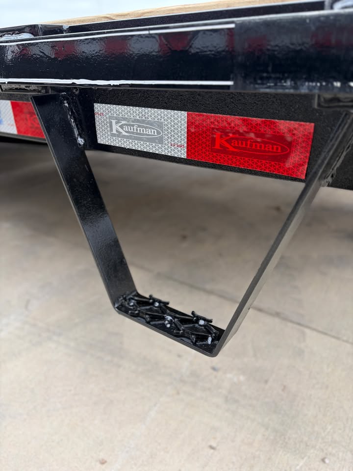 7×22 Tilt Trailer photo 6