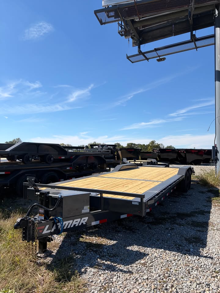 Lamar 102 in x 28 ft Fender Equipment Trailer - SKU 160176