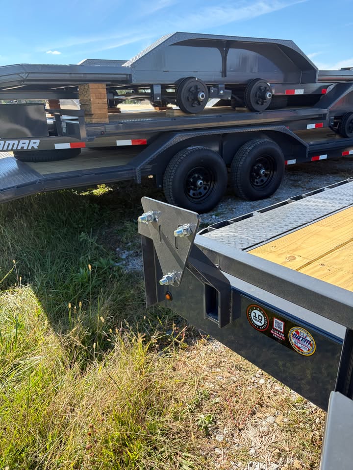 Lamar 102 in x 28 ft Fender Equipment Trailer - SKU 160176 - Image 5