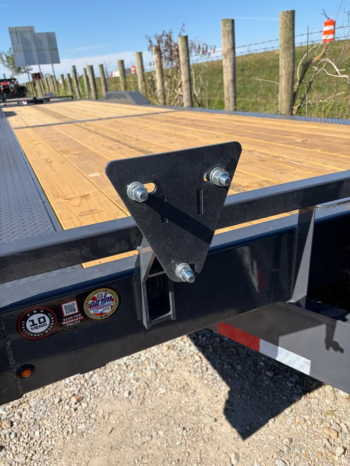 Lamar 102 in x 36 ft Fender Equipment Trailer - SKU 159912 - Image 3