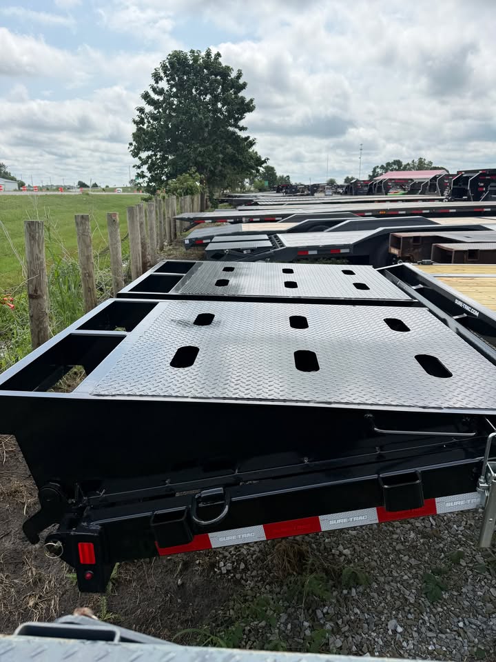 Sure-Trac 102 x 40 Gooseneck Flatbed Trailer - SKU 496494 - Image 5